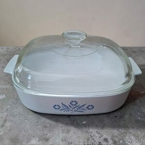 A-10-B Vintage Corning Ware Blue Cornflower Casserole Dish With Pyrex Lid 35-B